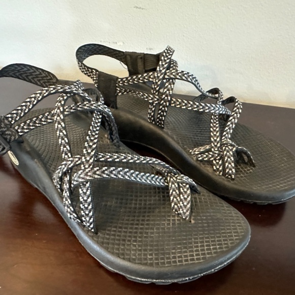 Chaco Hiking Sandals Womens Sz 9 Classic Strappy Multicolor Buckle Hook 7 Loop - Picture 4 of 11